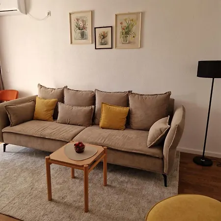Rosemary Apartman *
